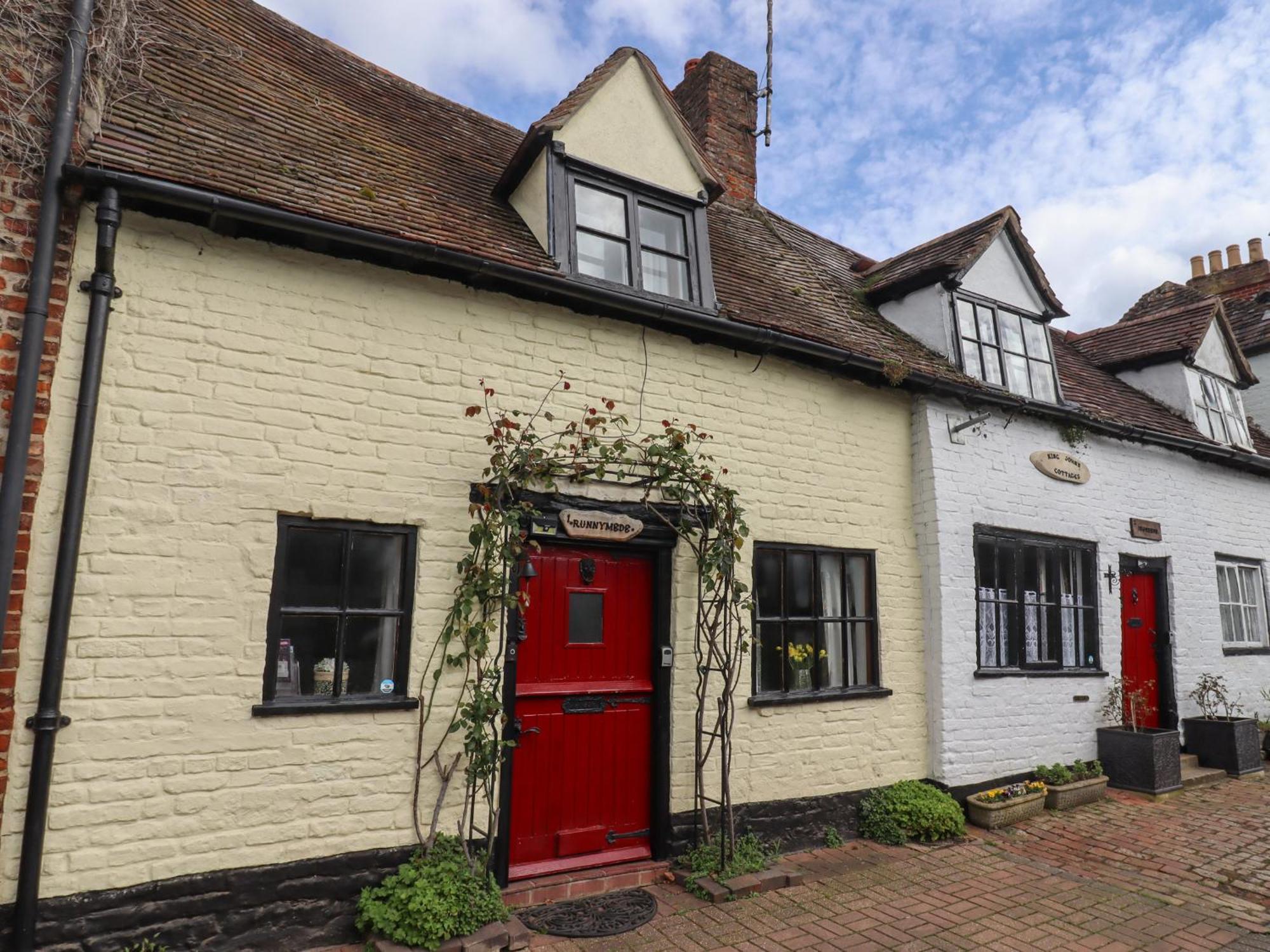 Runnymede Villa Tewkesbury Buitenkant foto